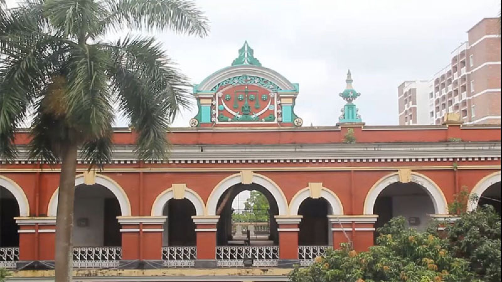 পাবনায় আরেক ফেনসিডিল ব্যবসায়ীর যাবজ্জীবন কারাদণ্ড