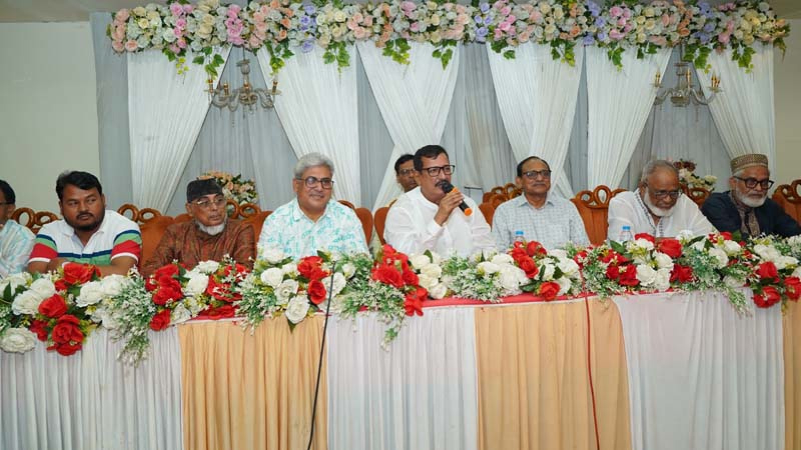 জাতীয়তাবাদী আইনজীবী ফোরাম, রাজশাহীর উদ্যোগে ইদ পুনর্মিলনী অনুষ্ঠিত