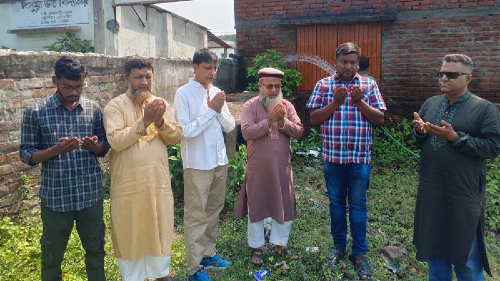 রুডো’র উদ্যোগে পবা বসুয়া উচ্চ বিদ্যালয়ের সংস্কার কাজ উদ্বোধন