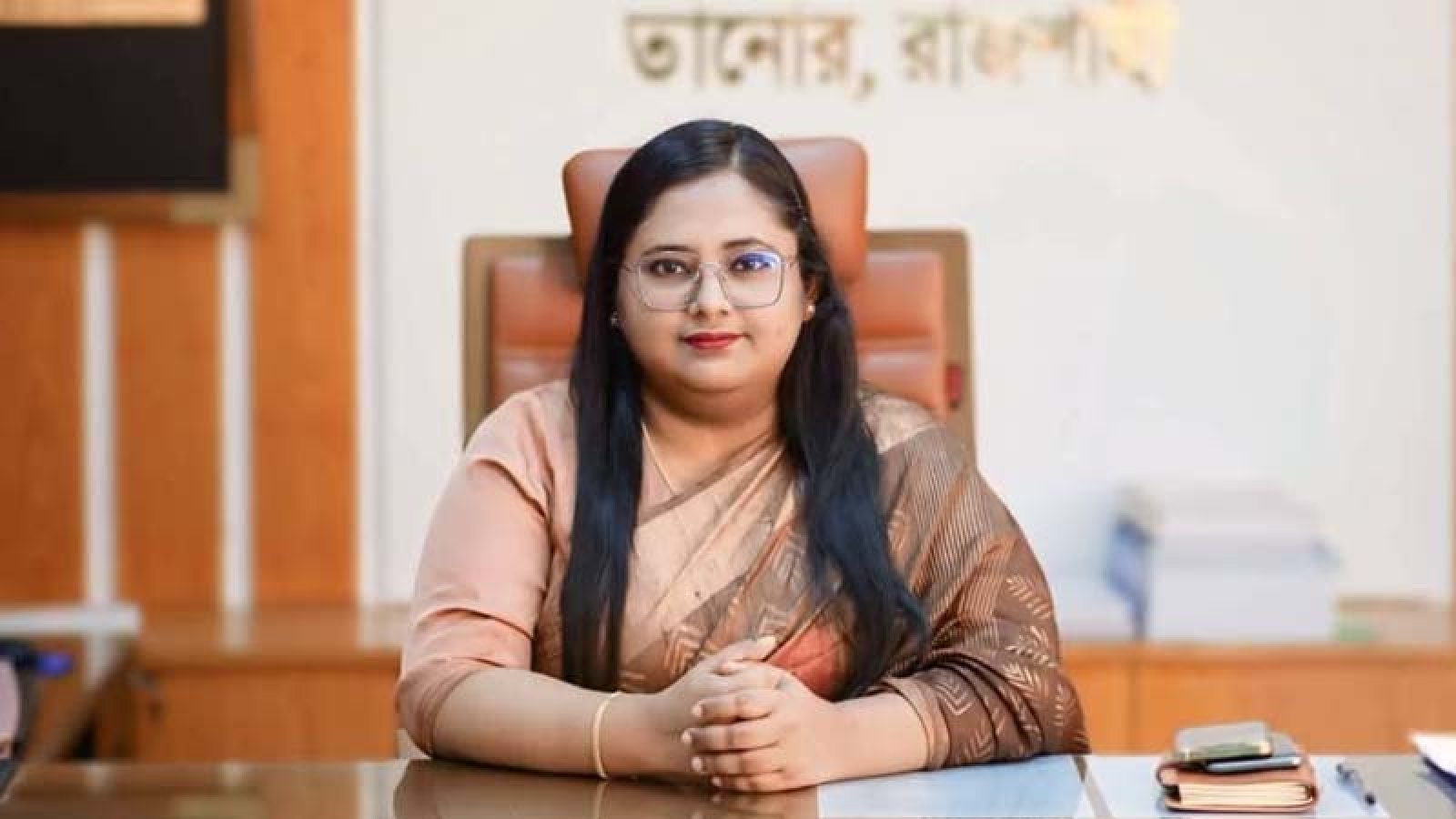 তানোরে শীর্ষ পাঁচটিসহ শতাধিক পদের দায়িত্বে ইউএনও নাঈমা খান
