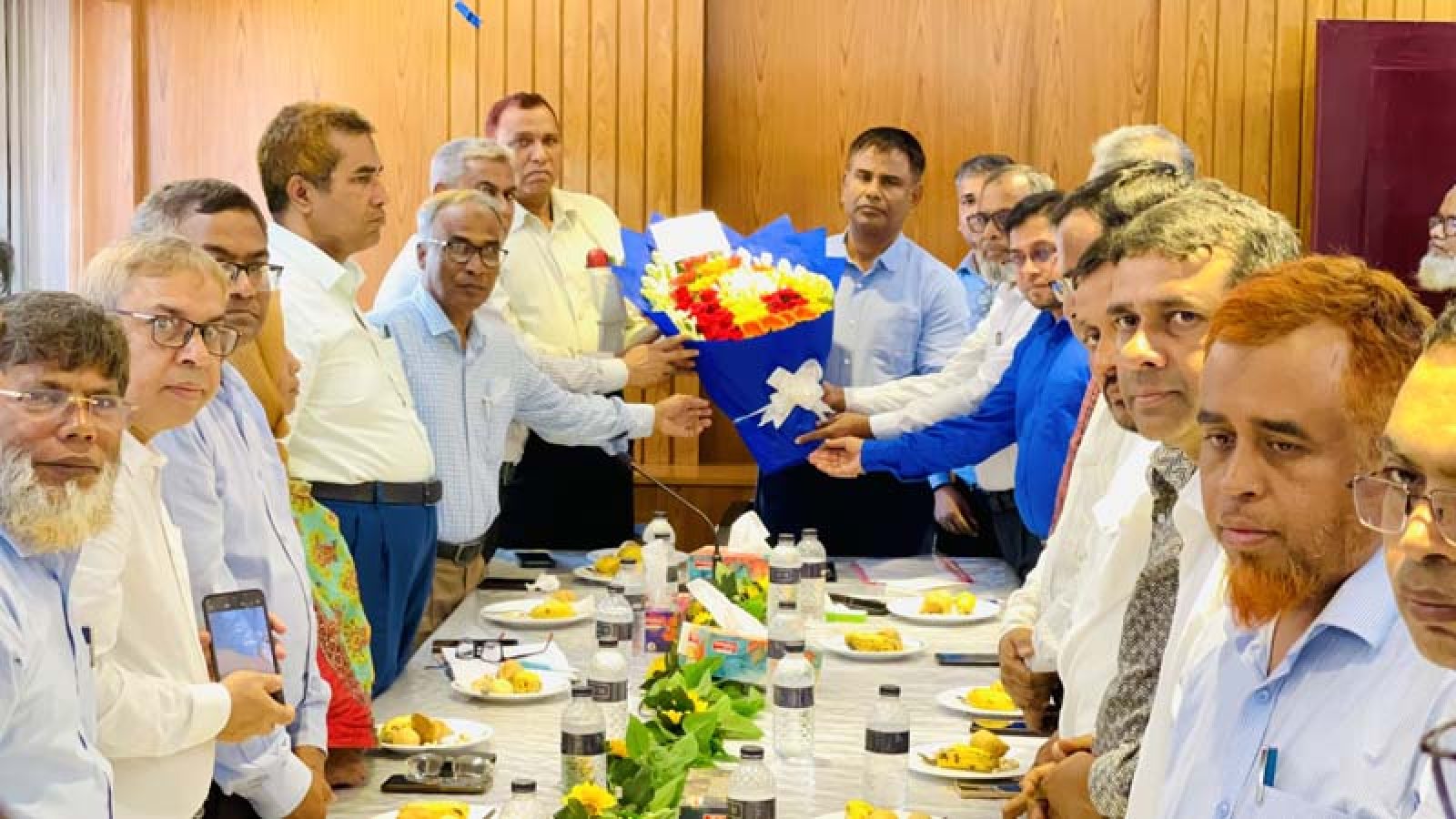 রেডক্রিসেন্ট রাজশাহী সিটি ইউনিটের উদ্যোগে শিক্ষা ও অভিজ্ঞতা বিনিময় কর্মশালা অনুষ্ঠিত