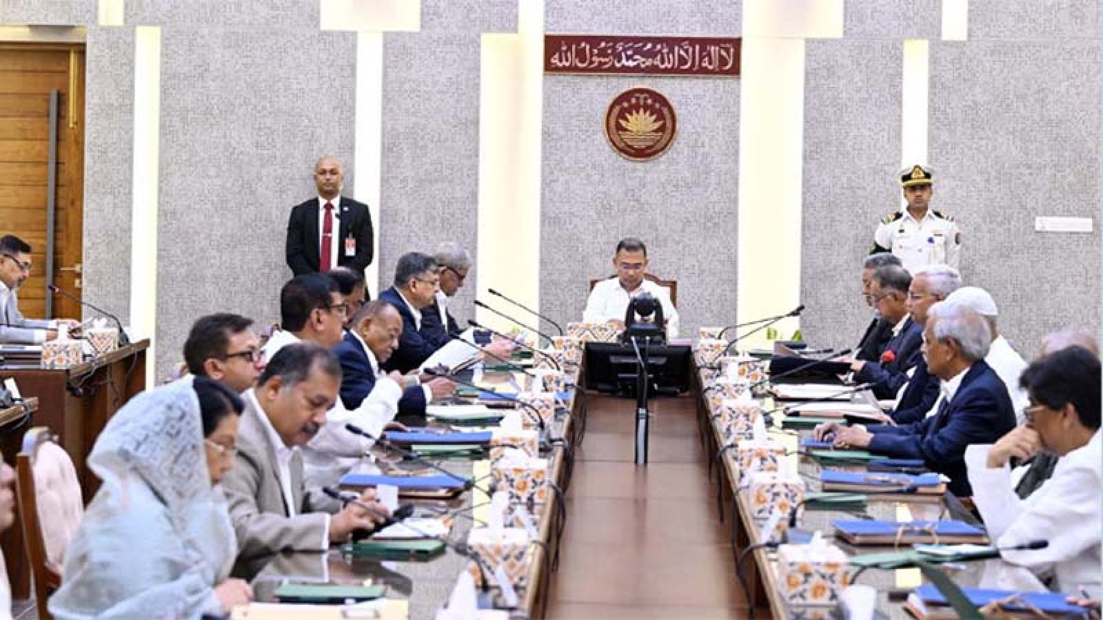 ১২ লাখ কৃষকের ১০ হাজার টাকা পর্যন্ত কৃষিঋণ মওকুফের সিদ্ধান্ত