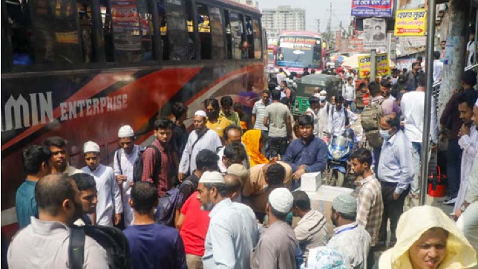 ইদযাত্রা: ৮৭% বাসে অতিরিক্ত ভাড়া আদায়ের অভিযোগ যাত্রী কল্যাণ সমিতির