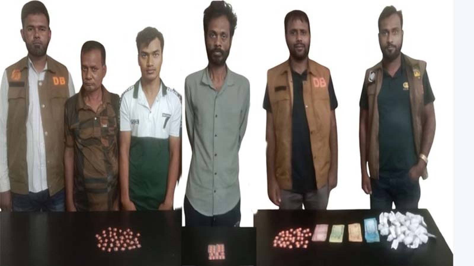 মাদকবিরোধী অভিযানে ৩ মাদক ব্যবসায়ী গ্রেপ্তার