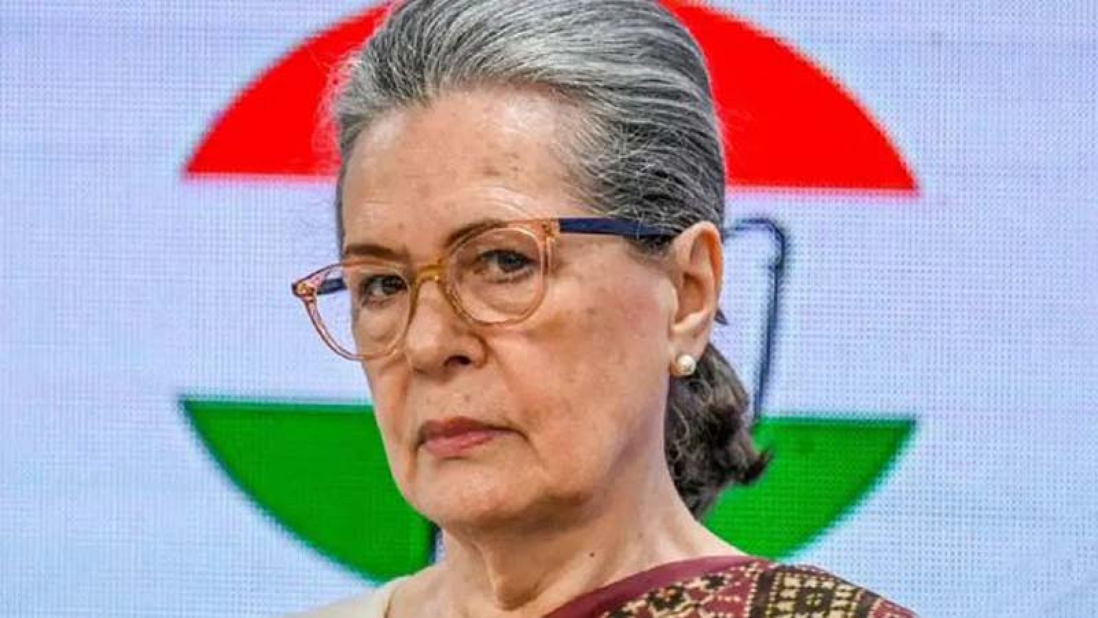 ফুসফুসে সংক্রমণ! এখন কেমন আছেন সোনিয়া গান্ধী?