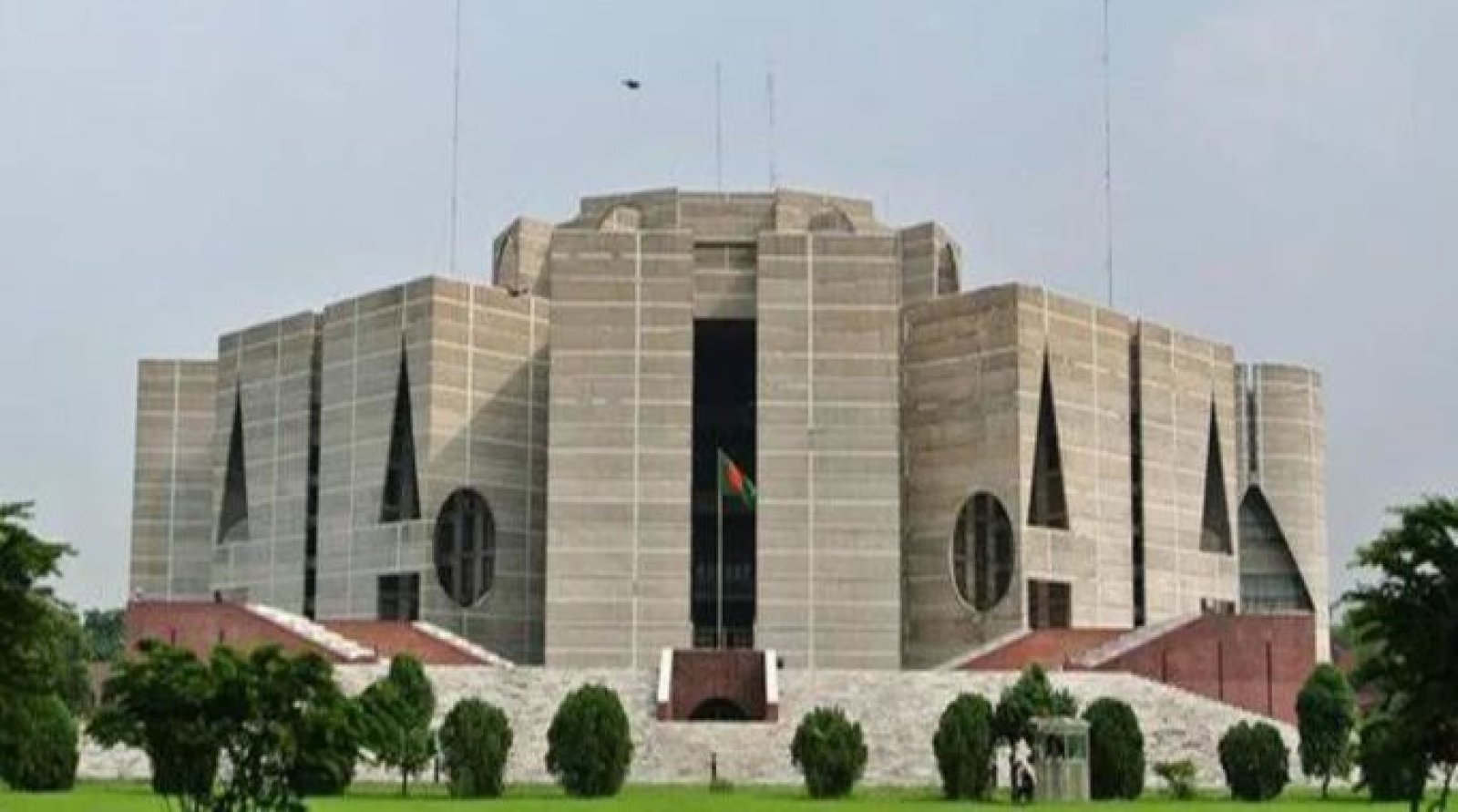 সংসদ সদস্যরা কী কী সুবিধা পান