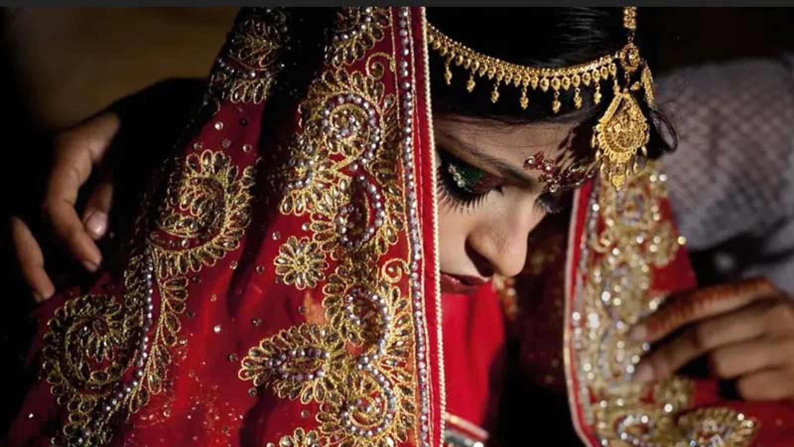 ধনী পরিবারেও বাল্যবিয়ে ৪২%, কমেনি কিশোরী মাতৃত্বের ঝুঁকি