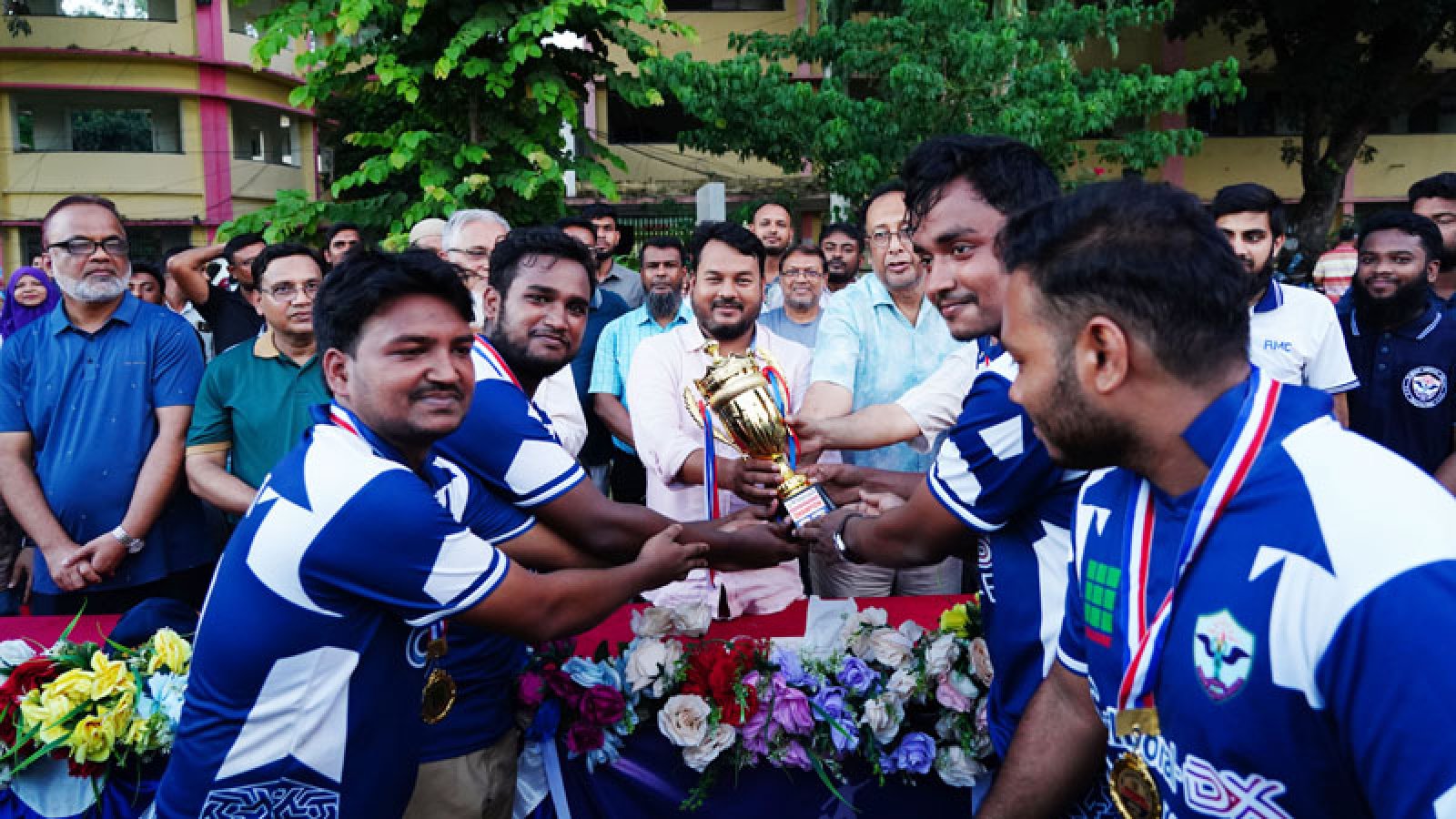 আরএমসি চ্যাম্পিয়নস কাপের পুরস্কার বিতরণ