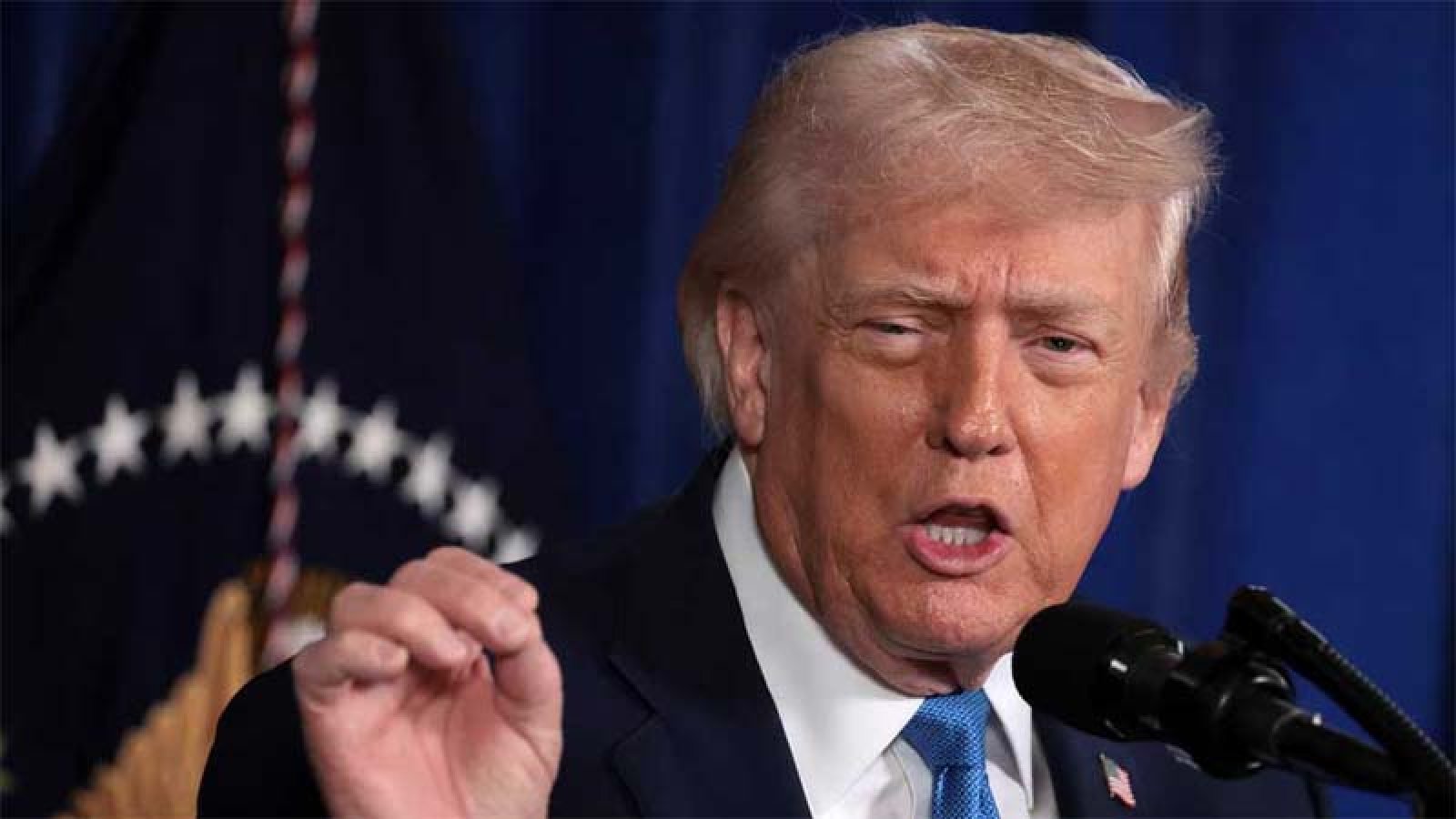 ইরানে আগামী সপ্তাহে আরও তীব্র হামলার হুঁশিয়ারি ট্রাম্পের