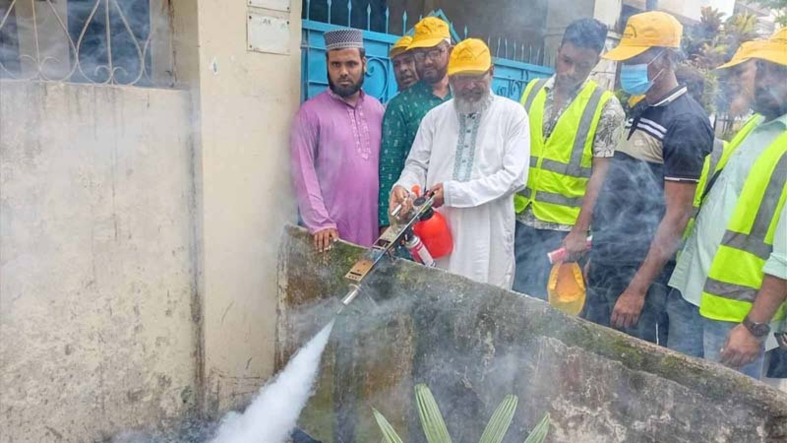 ডেঙ্গু প্রতিরোধে ডা. জাহাঙ্গীরের বিভিন্ন কর্মসূচি