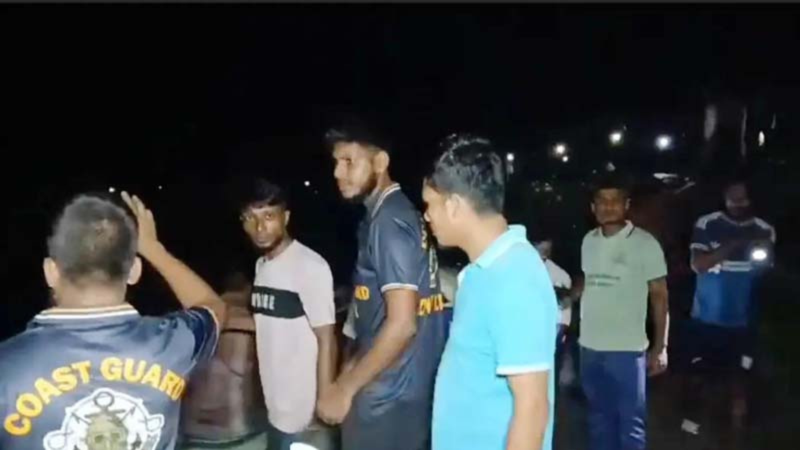 আড্ডা দেওয়ার সময় নদীর পাড় ধস, বিজিবি সদস্যসহ নিখোঁজ ২