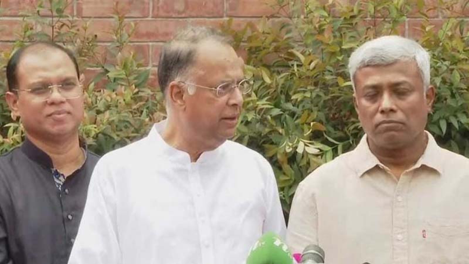 জ্বালানিবাহী আরও দুটি জাহাজ ‘৯ মার্চ আসছে’: মন্ত্রী