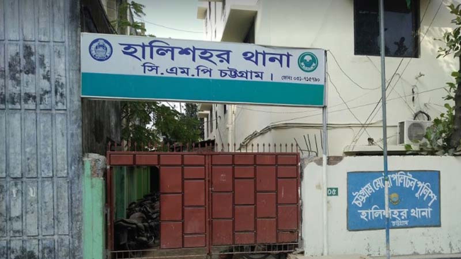বোনকে খুন করে ‘বোরকা পরে’ সৎ ভাইয়ের পালানোর চেষ্টা, জনতার হাতে আটক