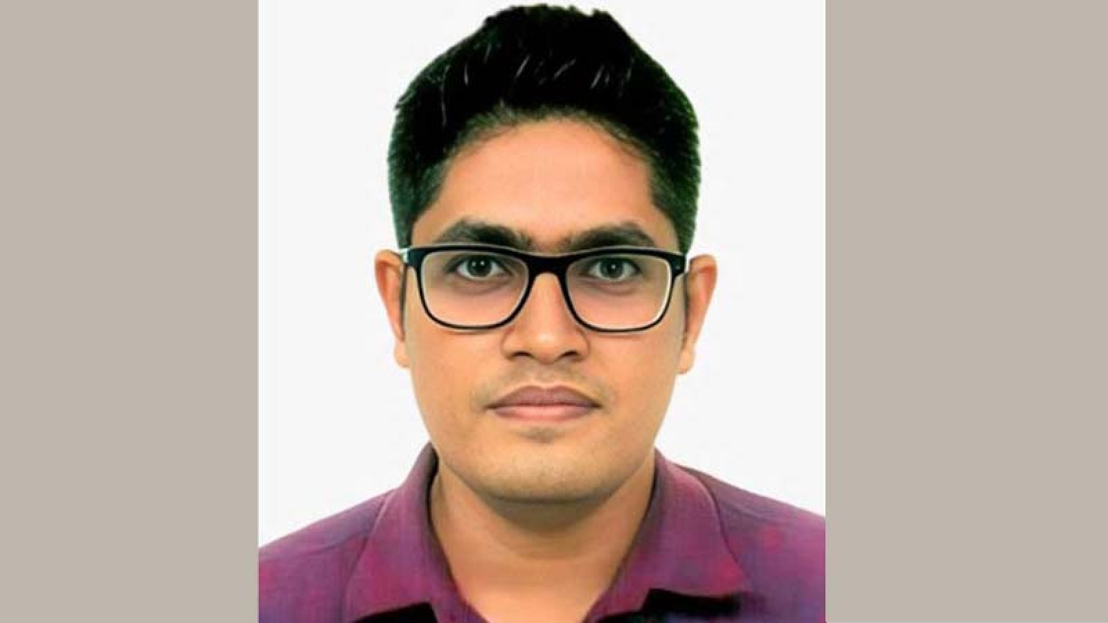 বিশ্ববিদ্যালয় শিক্ষককে গাড়িতে তুলে নিয়ে টাকা লুট, ফেলে দেয় রাস্তায়