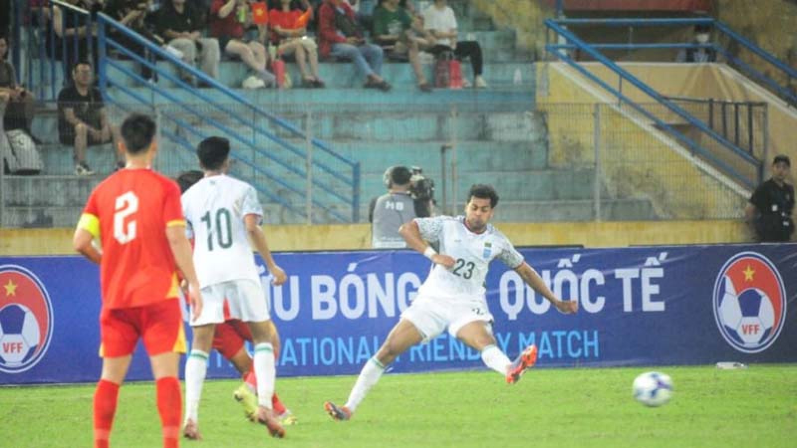 ভিয়েতনামের কাছে ৩ গোলে হার বাংলাদেশের