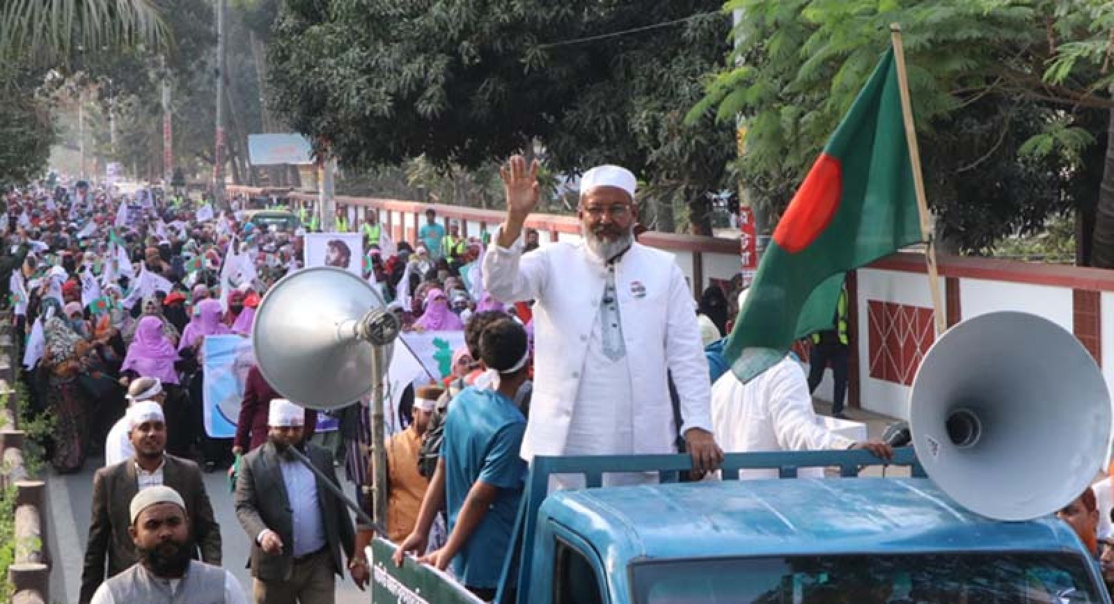 নগরীতে ডা. জাহাঙ্গীরের গণমিছিলে দাঁড়িপাল্লার গণজোয়ার
