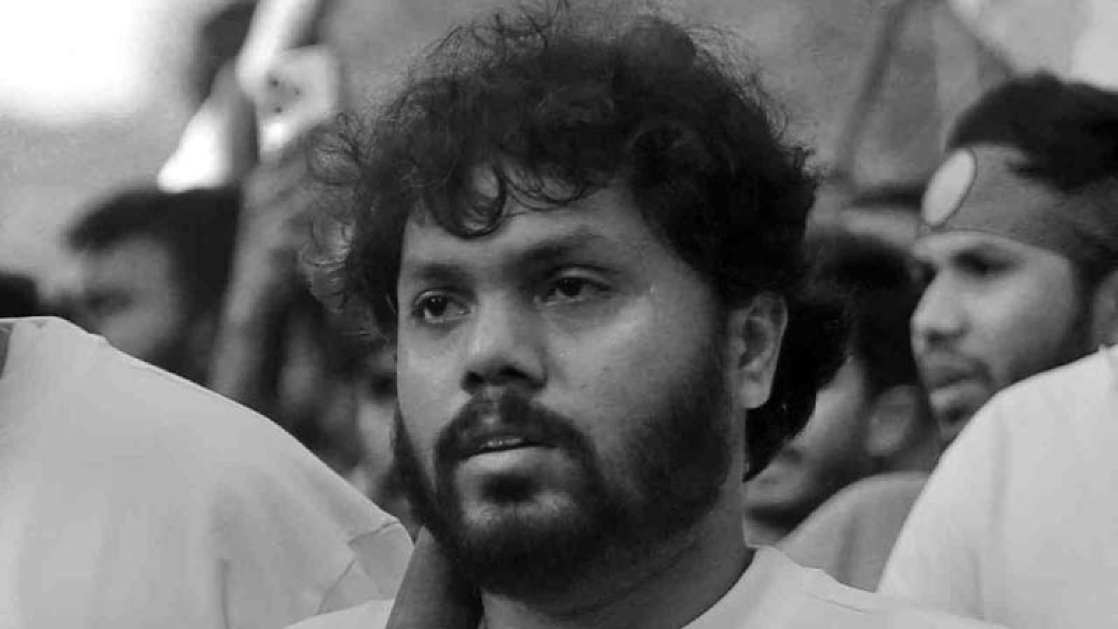 হাদি-খুনে অভিযুক্তদের সীমান্ত পার করতে সাহায্যকারী দালাল গ্রেফতার