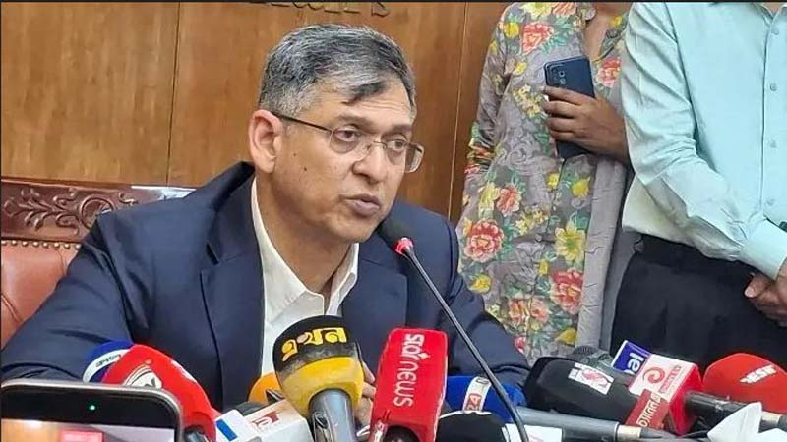২০০৬ সালে নিয়োগ বাতিল হওয়া সাড়ে ৬০০ এসআই চাকরি ফেরত পাবেন : স্বরাষ্ট্রমন্ত্রী
