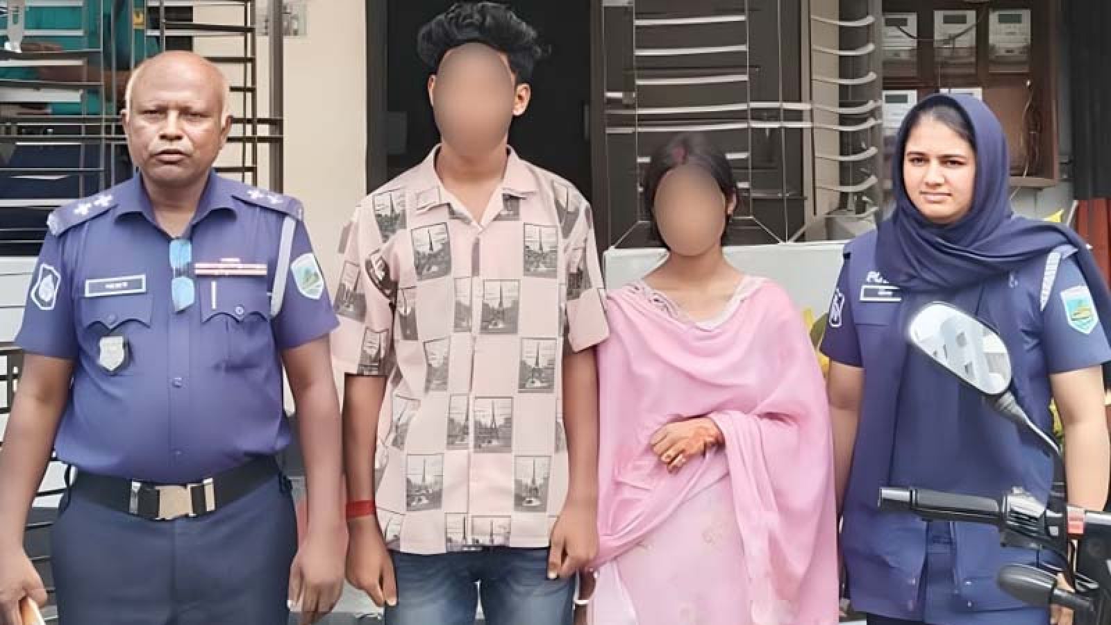 নগরীতে পুলিশের তৎপরতায় নিখোঁজ কিশোরী উদ্ধার, পরিবারের নিকট হস্তান্তর
