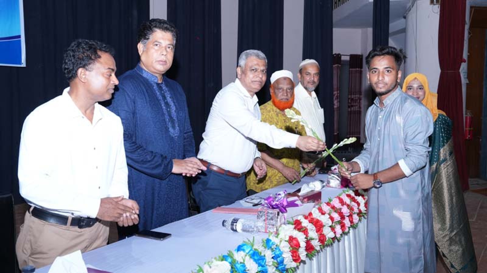 রাবি পপুলেশন সায়েন্স এন্ড হিউম্যান রিসোর্স ডেভেলপমেন্ট বিভাগের  নবীনববরণ, বিদায়, কৃতী শিক্ষার্থী ও অ্যালামনাস সংবর্ধনা অনুষ্ঠিত