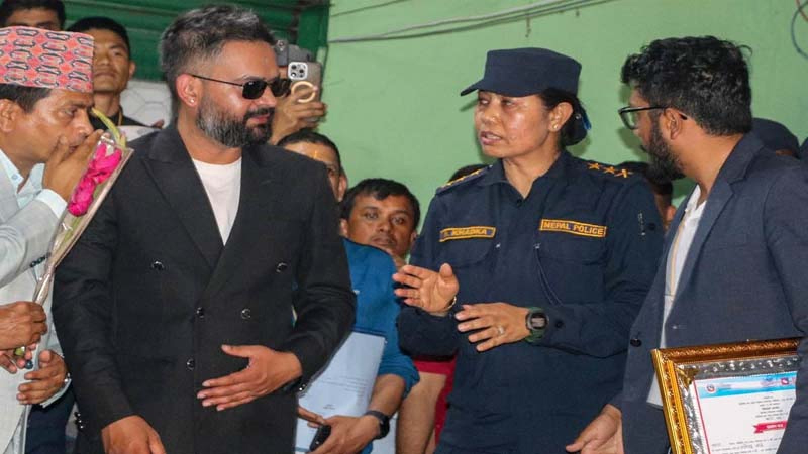 ইরান যুদ্ধে নেপালে জ্বালানি সংকট চরমে, সপ্তাহে ২ দিন ছুটি ঘোষণা বলেন্দ্ররু