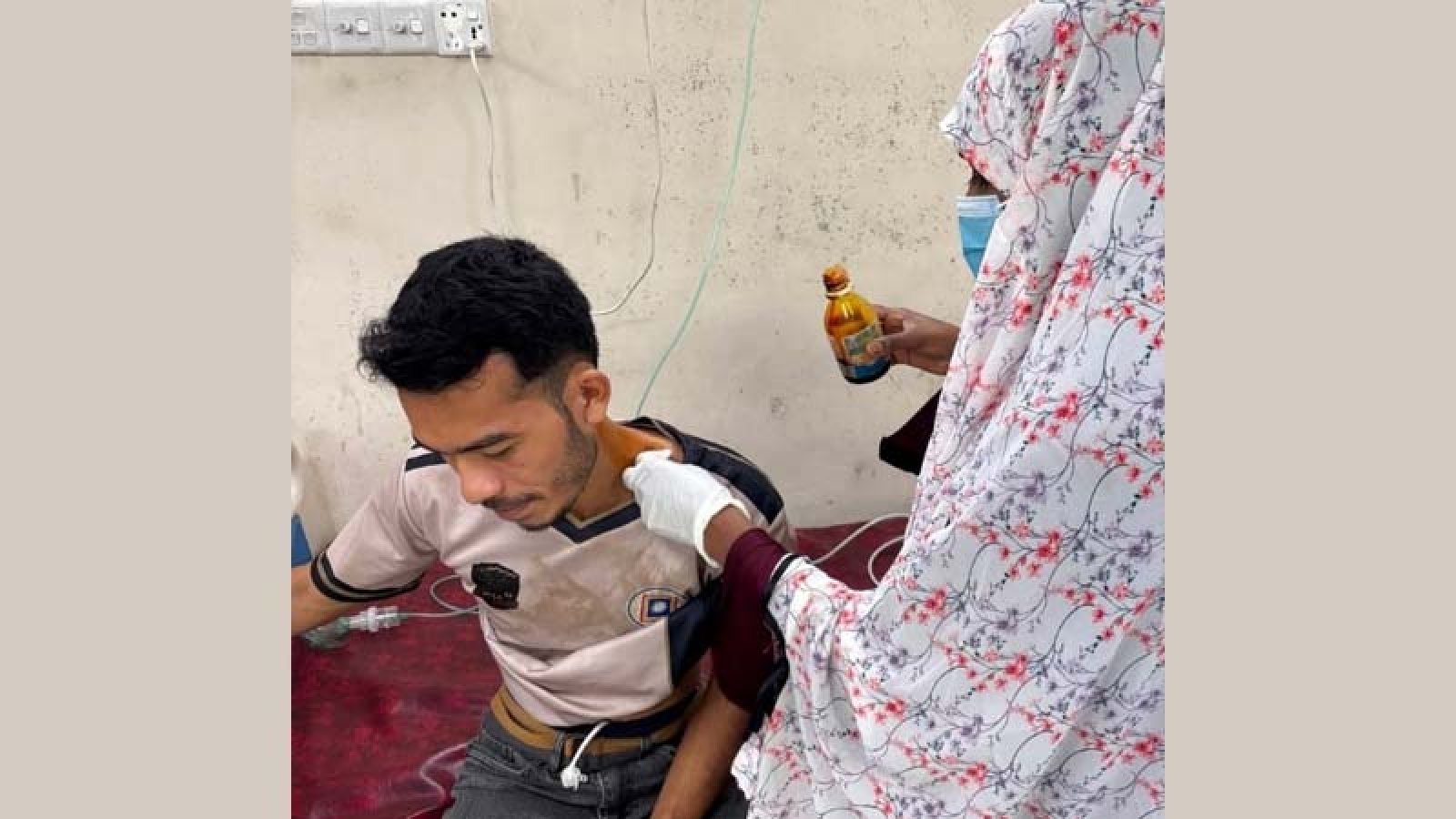 ছাত্রাবাসের বাথরুম পরিষ্কার নিয়ে রাবি শিক্ষার্থীকে মারধরের অভিযোগ