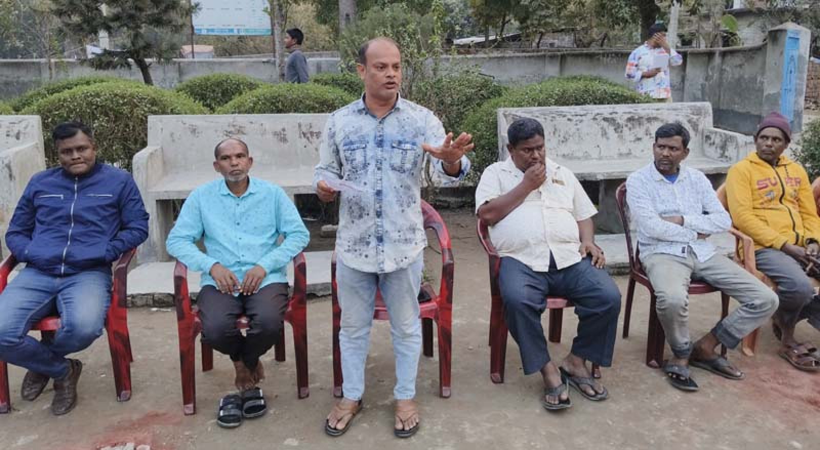 নগরীতে বিএনপি প্রার্থী মিনুর পক্ষে উঠান বৈঠক