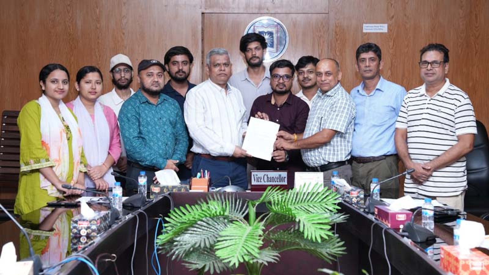 রাবির নেপালী শিক্ষার্থীদের দুর্যোগে ক্ষতিগ্রস্তদের জন্য বৃত্তি চালুর অনুরোধ