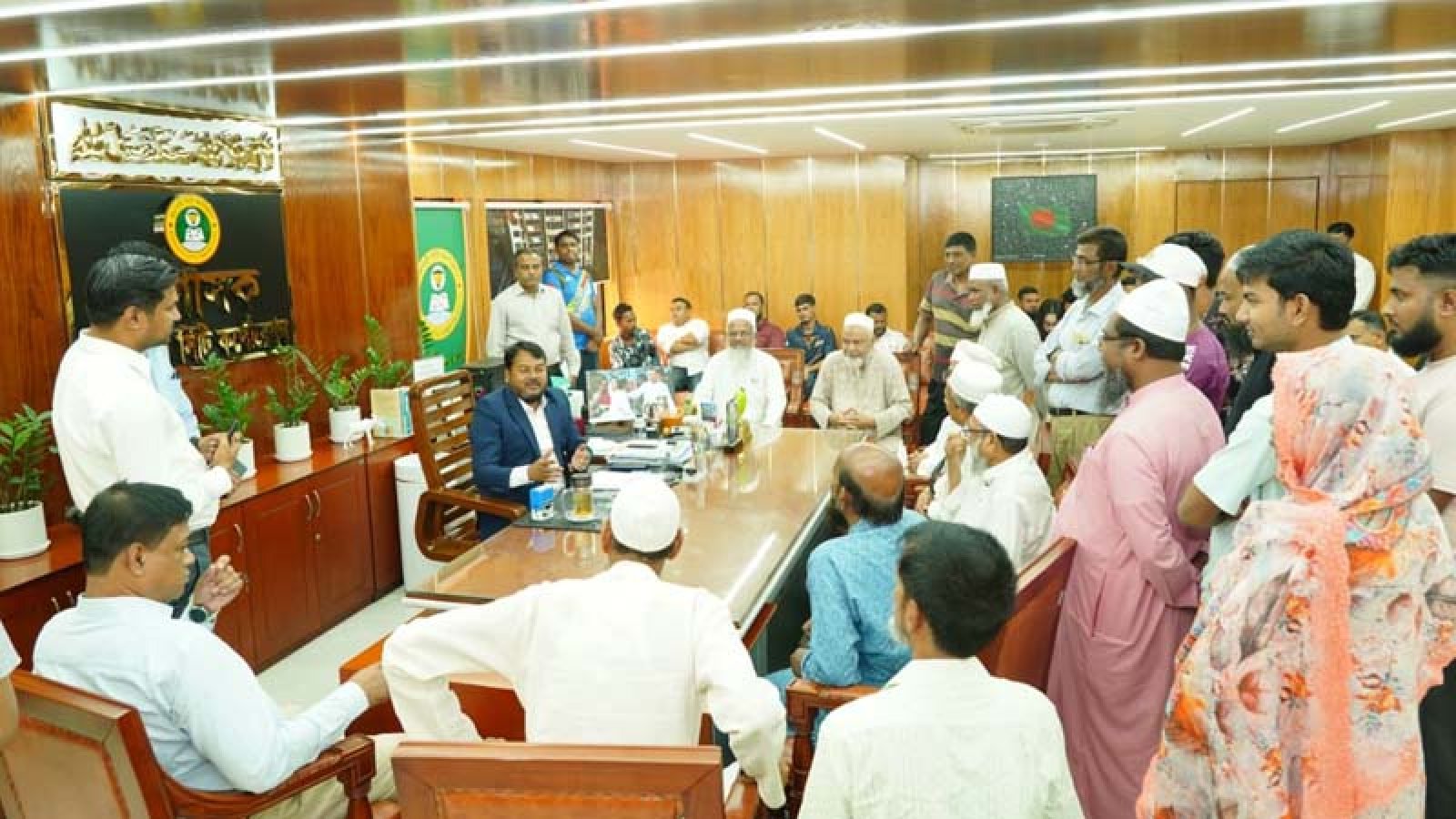 রাসিক প্রশাসকের সঙ্গে ২৩নং ওয়ার্ডবাসীর সৌজন্য সাক্ষাৎ ও মতবিনিময় অনুষ্ঠিত