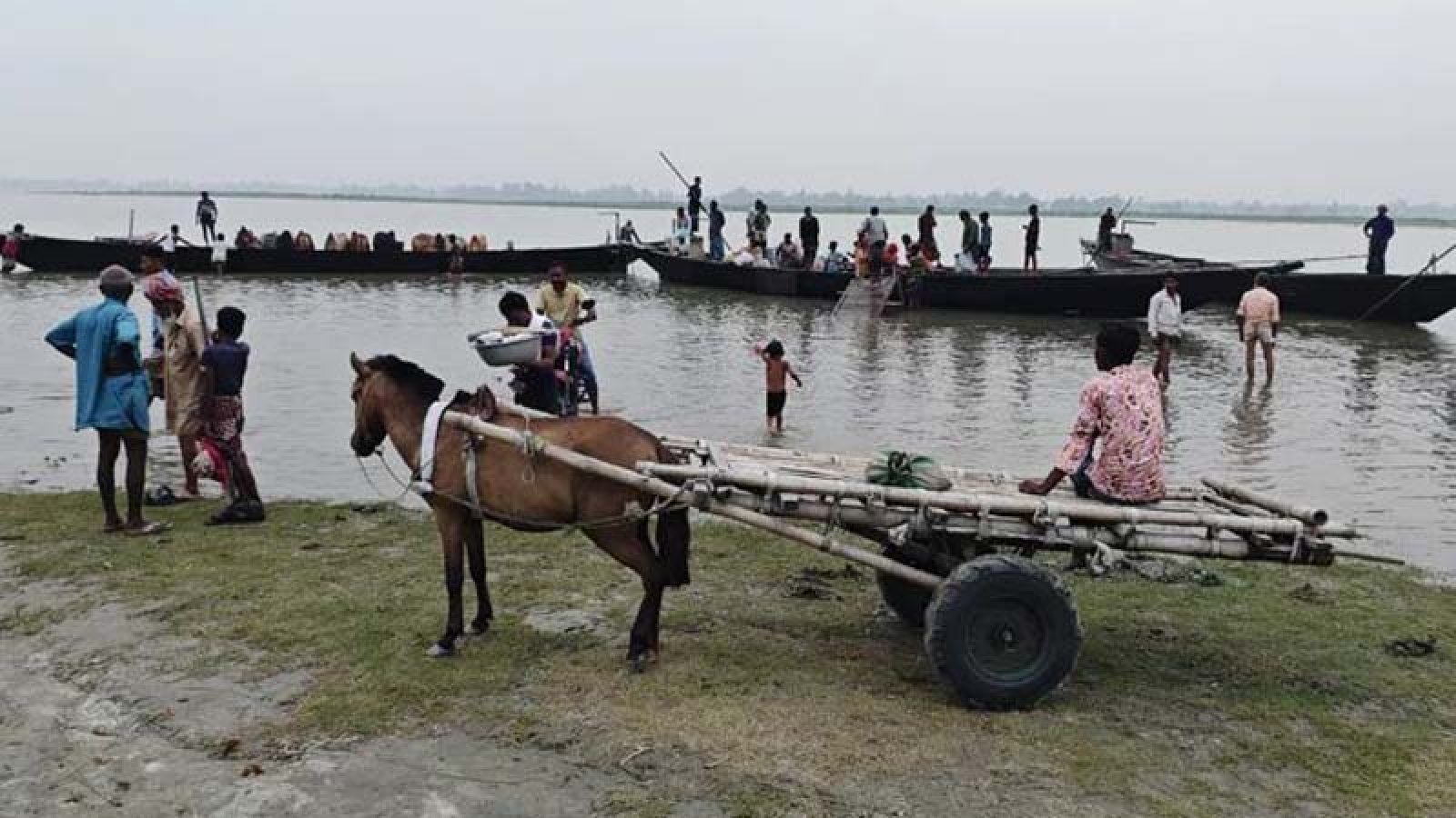 চাঁদা না পেয়ে জামায়াত নেতার খেয়াঘাট দখলে নিলেন বিএনপি নেতা