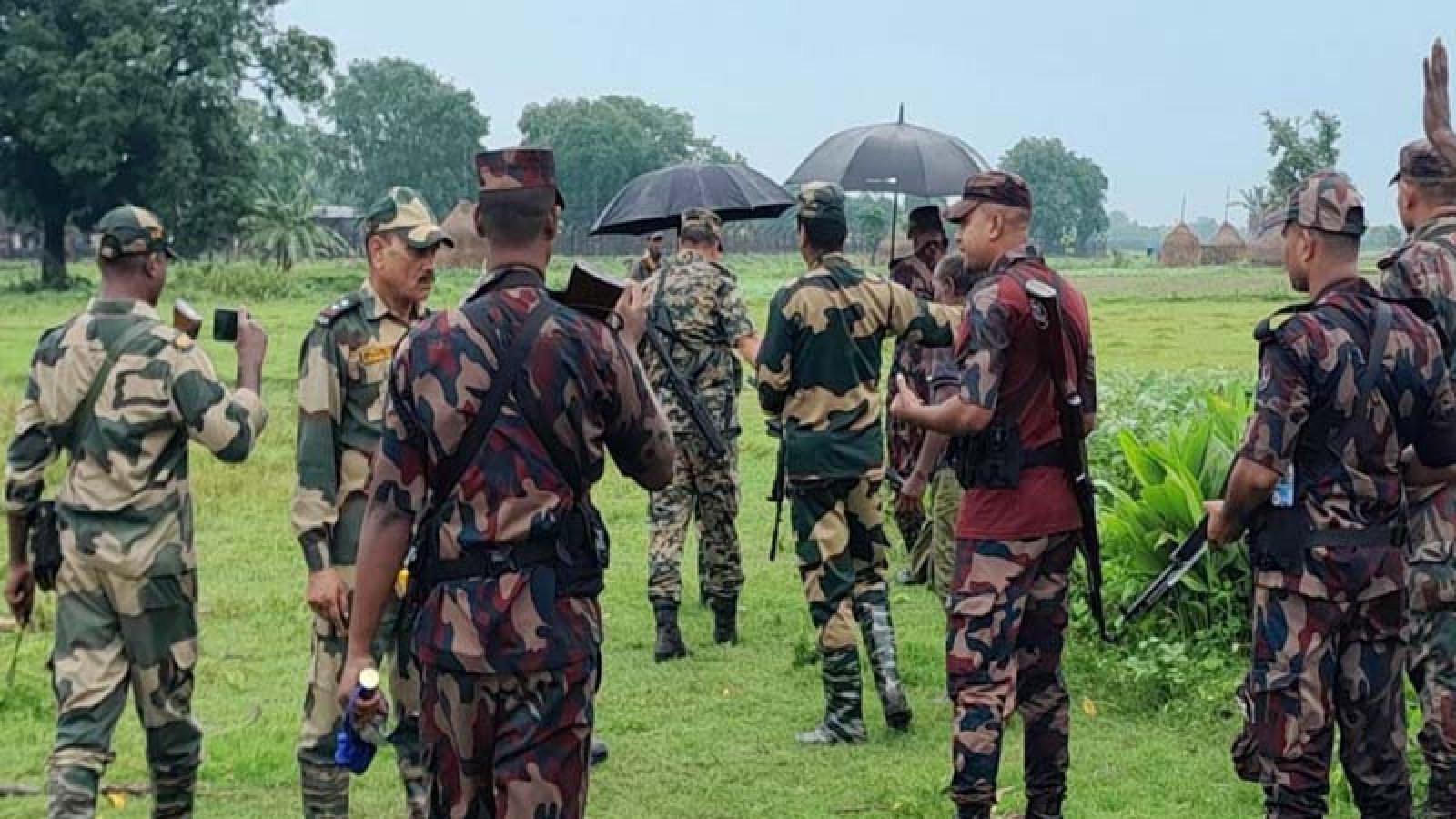 আপনি গুলি করলে আমরা কি চুড়ি পরে বসে থাকবো, বিএসএফকে বিজিবি