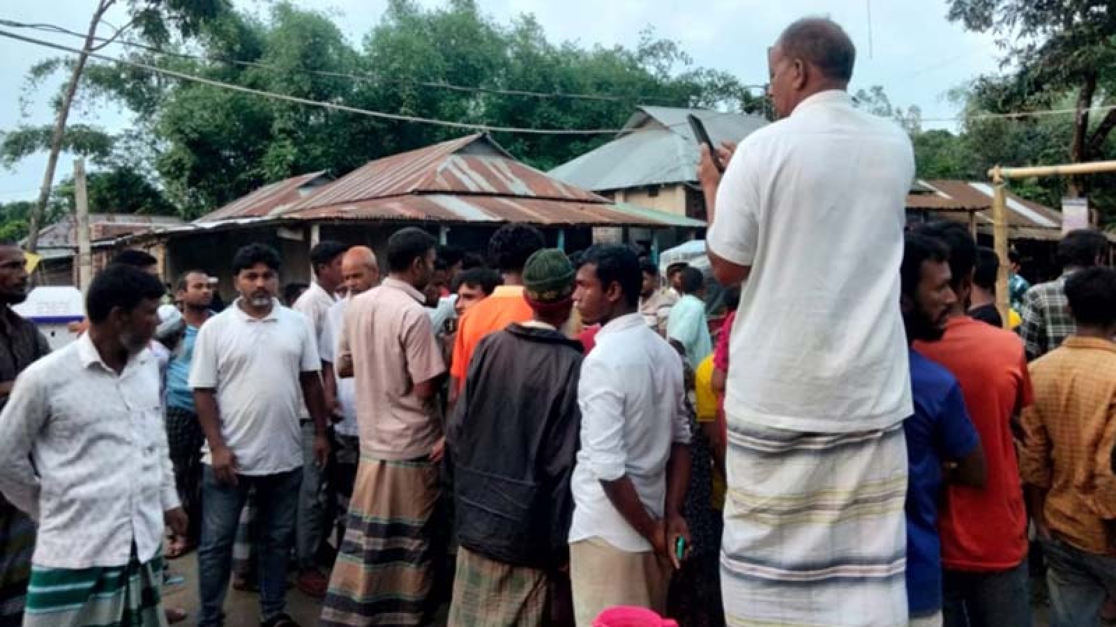 পাওনা ২০ টাকার জন্য ধস্তাধস্তিতে বৃদ্ধ নিহত