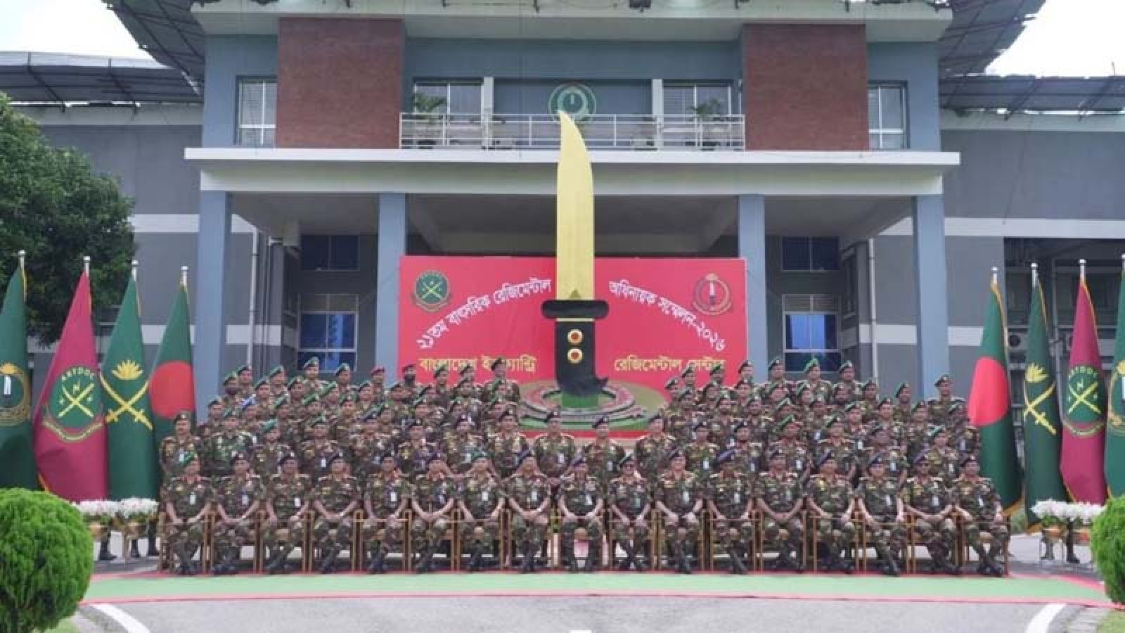 পদাতিক বাহিনীর মেরুদণ্ড হিসেবে কাজ করবে বীর ইউনিটগুলো: সেনাপ্রধান