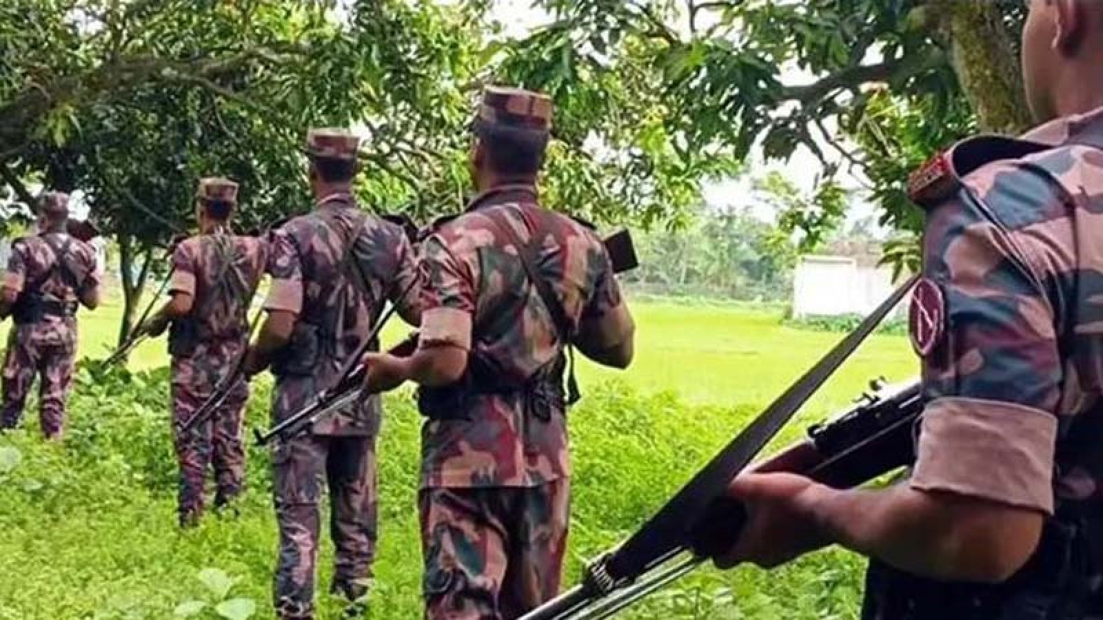 যুদ্ধে তেল সংকটের শঙ্কা, পাচার ঠেকাতে সীমান্তে সতর্ক বিজিবি