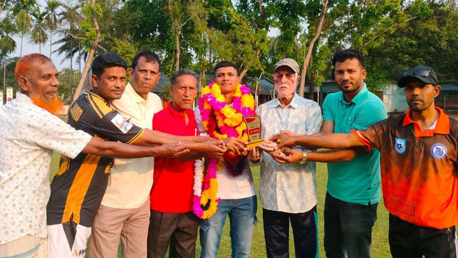 জাতীয় ফুটবল দলের ক্যাম্পে সুযোগ পাওয়ায়