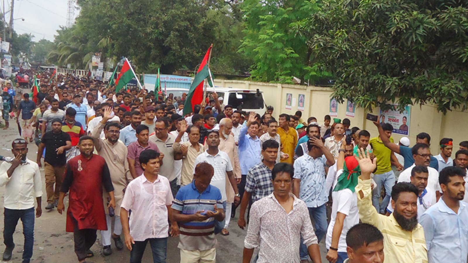 সাঁথিয়ায় বিএনপির উদ্যোগে জুলাই গণঅভ্যুত্থান দিবস উপলক্ষে গণর‌্যালি