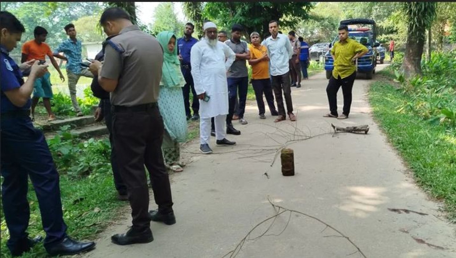 ভোরে মুখোশধারীরা জানতে চাইল দুবাইপ্রবাসীর ঠিকানা, পরক্ষণেই গুলি
