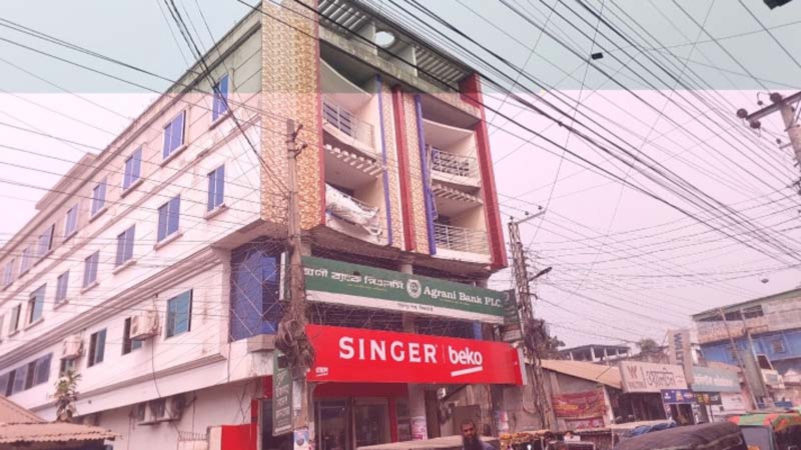 অগ্রণী ব্যাংকের ভল্ট থেকে ৪৩ কোটি টাকা গায়েব, পলাতক কর্মকর্তা