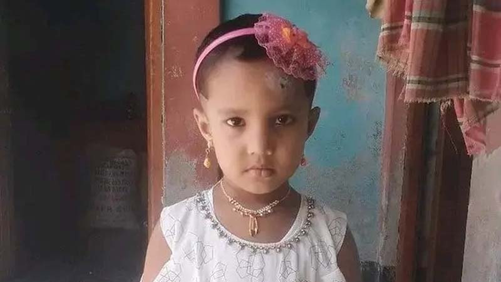 নাটোরে ইজিবাইকের ধাক্কায় শিশুর মৃত্যু