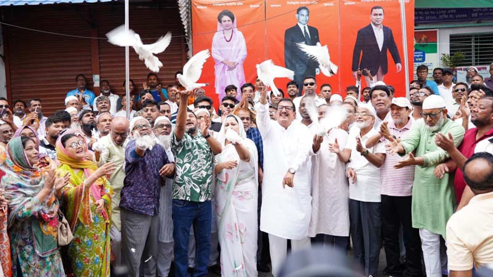 বণার্ঢ্য আয়োজনে বিএনপির প্রতিষ্ঠাবার্ষিকী পালন