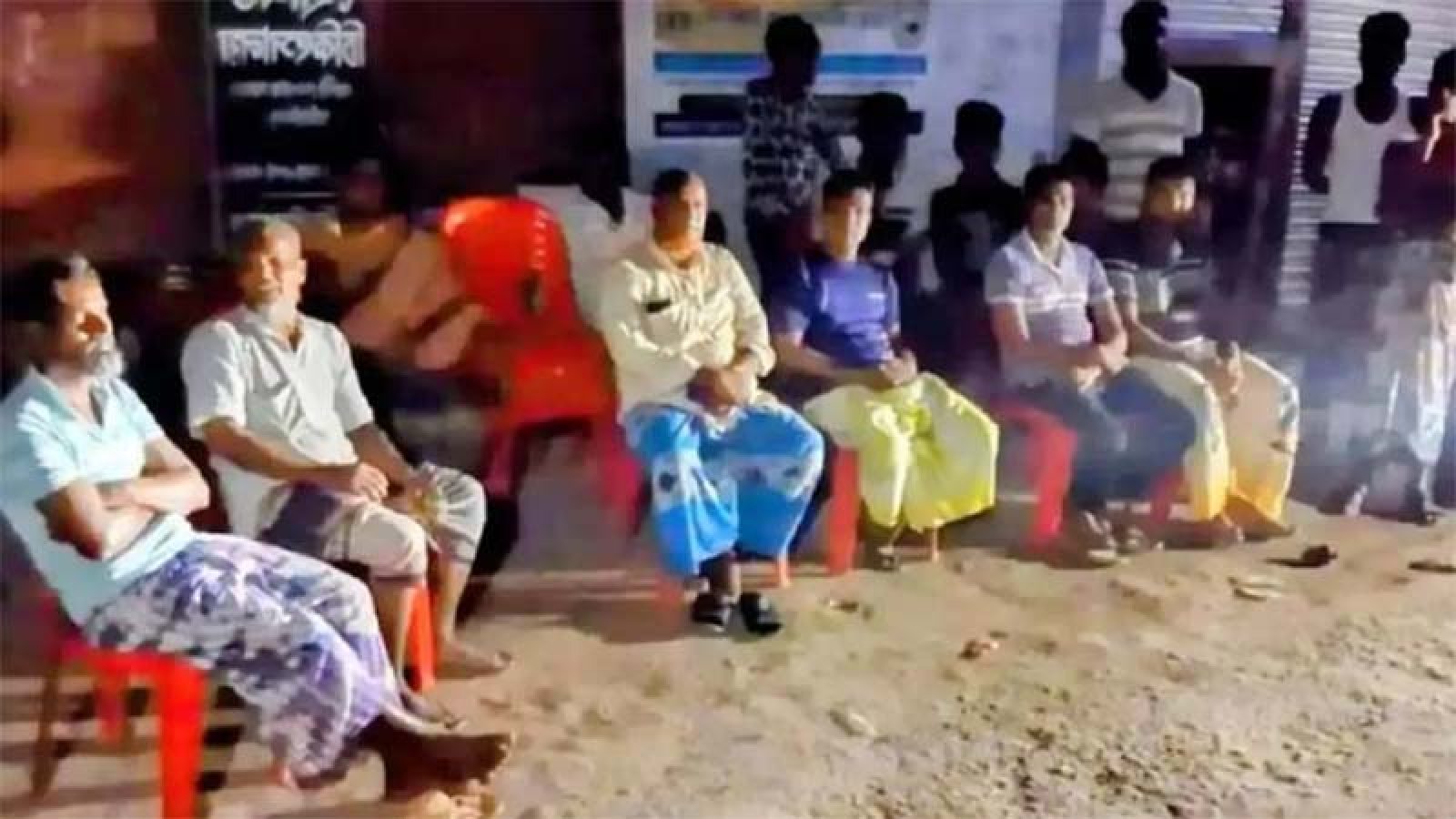 ছেলের মৃত্যুর তিন ঘণ্টার ব্যবধানে মায়ের মৃত্যু, পাশাপাশি দাফন