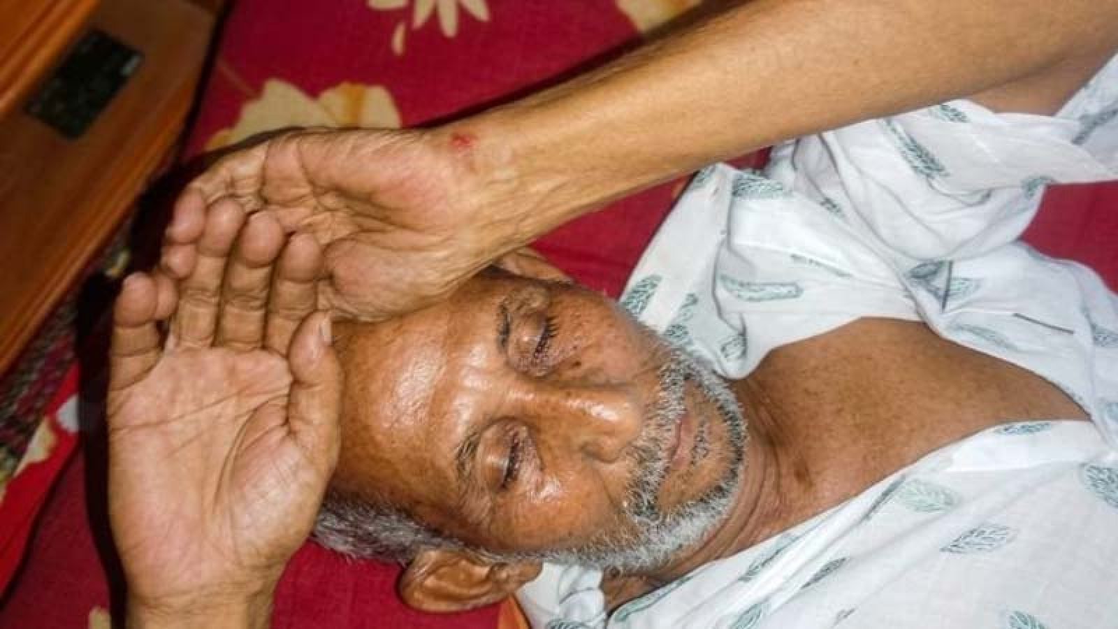 বাঘায় দুর্ঘটনায় আহত মুক্তিযোদ্ধা কমান্ডের আহ্বায়ক শফি