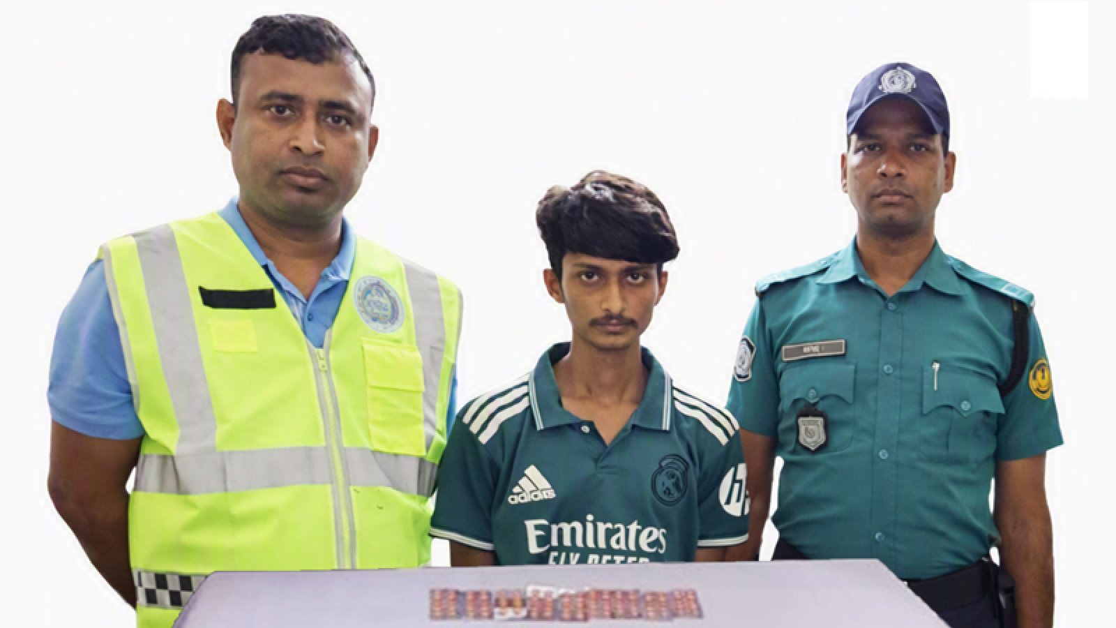 নগরীতে ১ মাদক ব্যবসায়ী গ্রেপ্তার