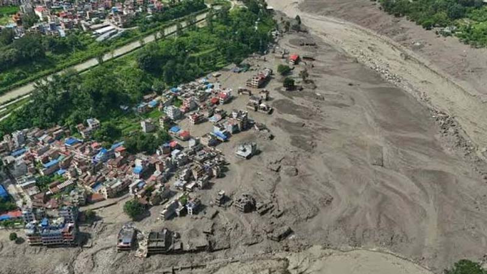 যে কারণে নেপালে ঘটলো ভয়াবহ আকস্মিক বন্যা