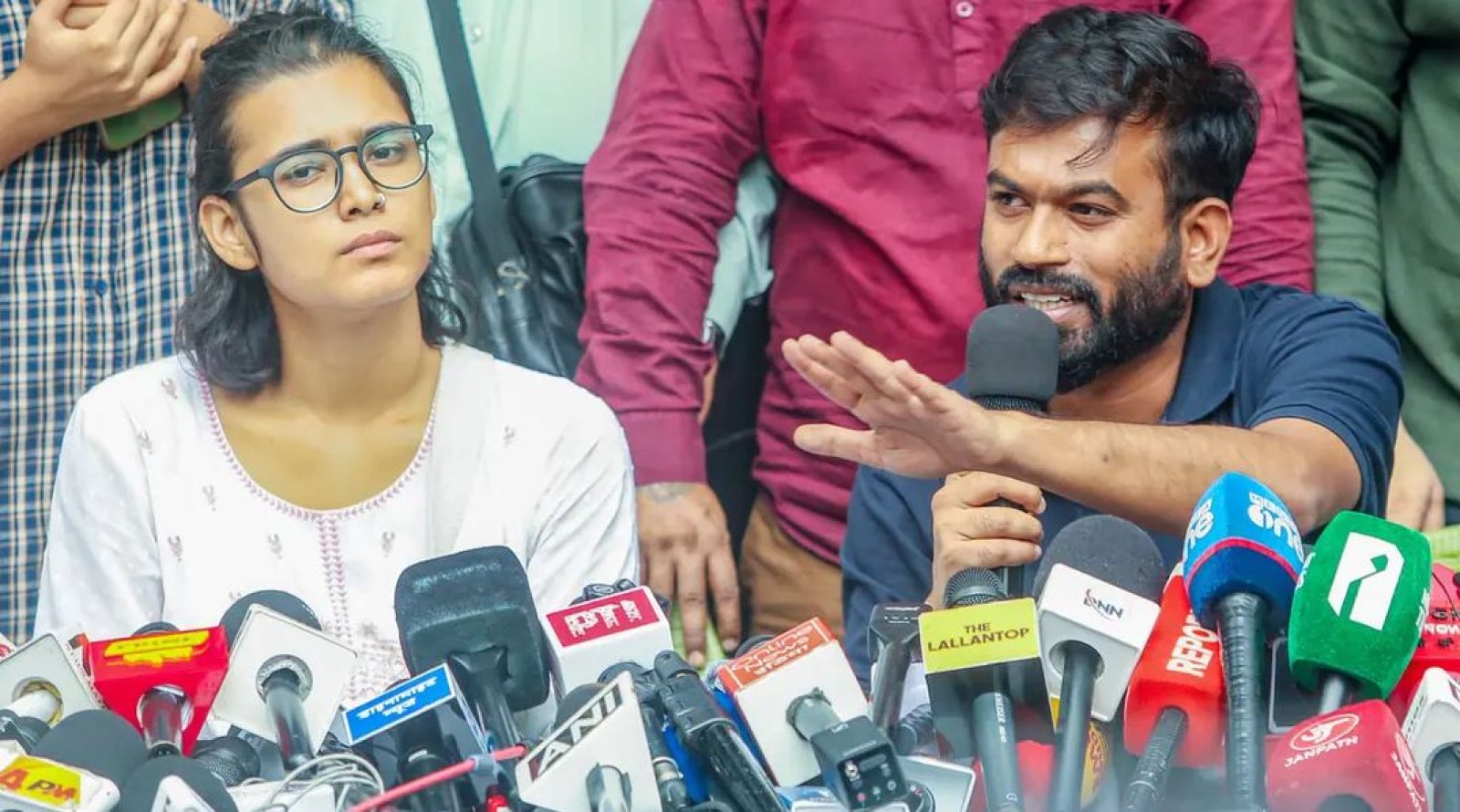 ‘প্রতিরোধমূলক গ্রেপ্তার’ অভিজিৎ, মুক্তি পেলেন নেহা বোরা