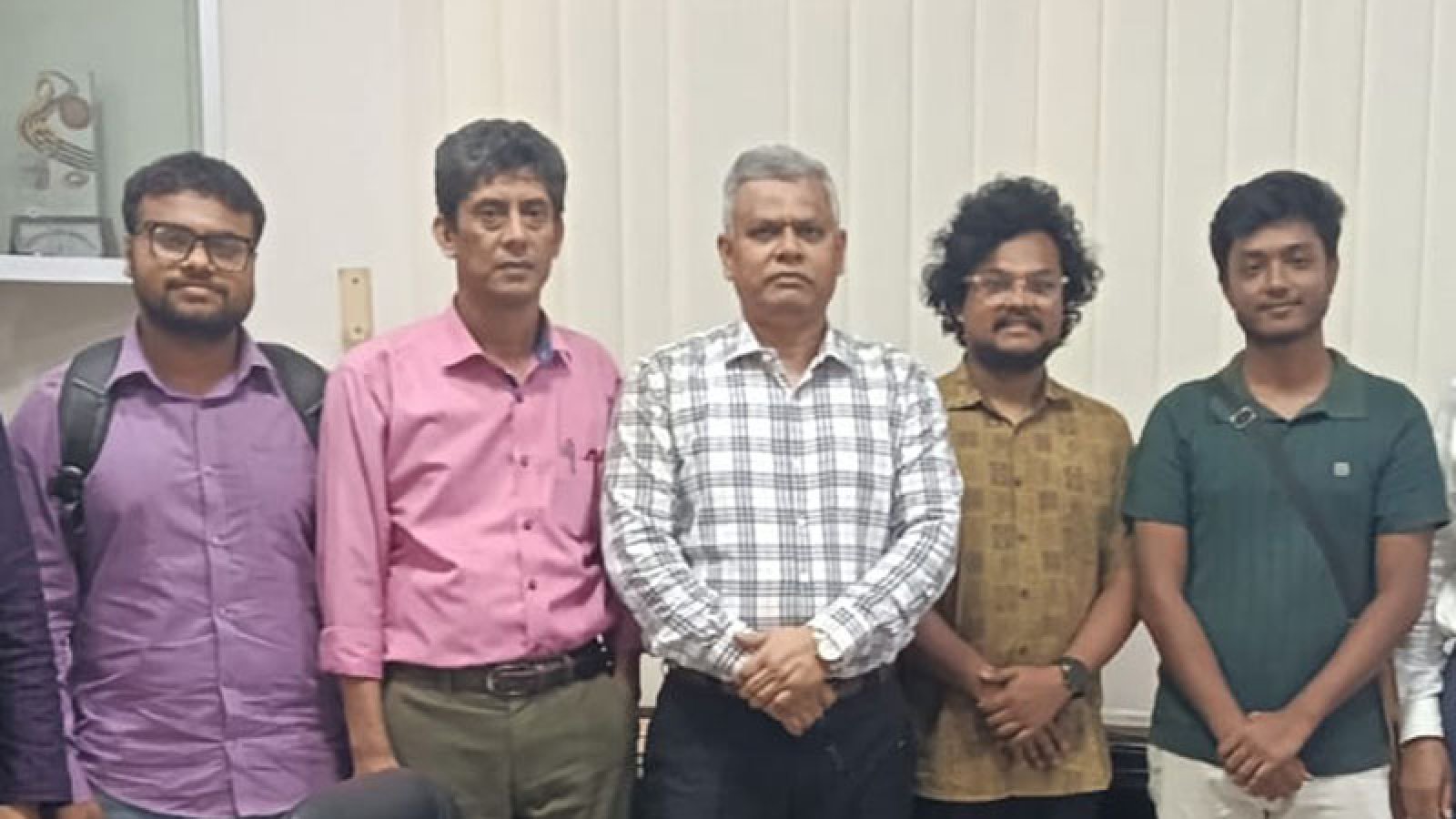 জাতীয় পরিবেশ বিতর্কে হ্যাটট্রিক চ্যাম্পিয়ন রাবি দল