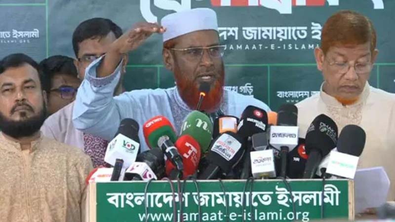বড় ঘাটতির বাজেট, বাস্তবায়নে দুর্নীতি হবে