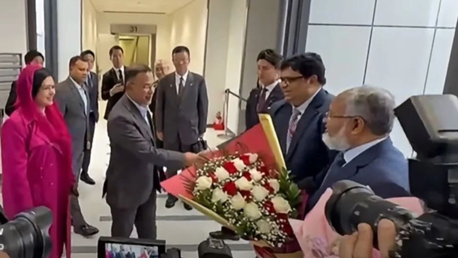 জাপান পৌঁছেছেন প্রধানমন্ত্রী তারেক রহমান