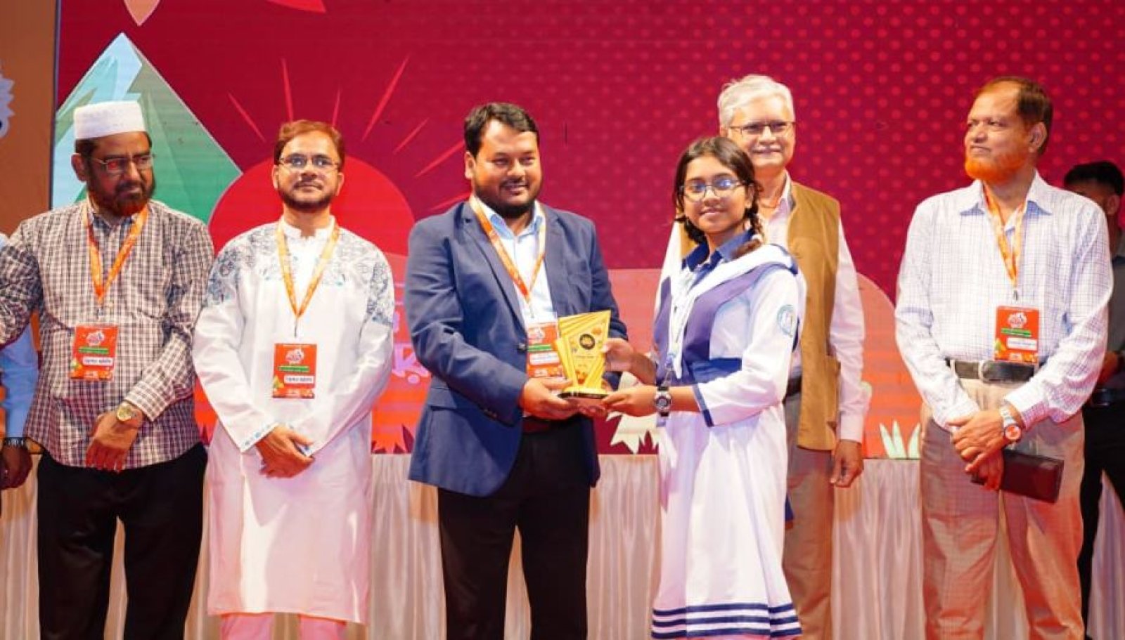 ফুলকুঁড়ি আসরের প্রতিষ্ঠাবার্ষিকী উদযাপন ও পুরস্কার বিতরণ