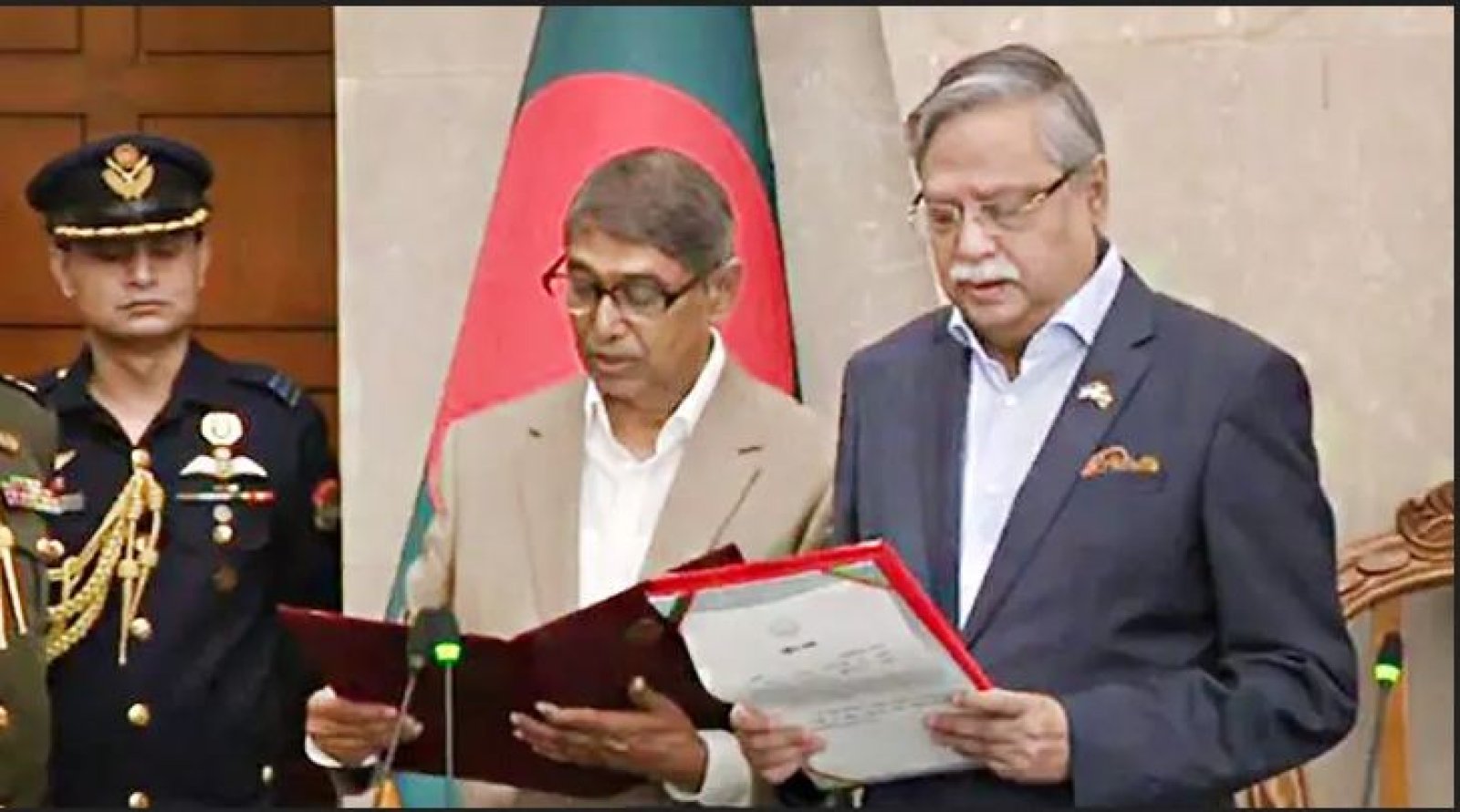 মন্ত্রী হলেন আহমেদ আযম খান